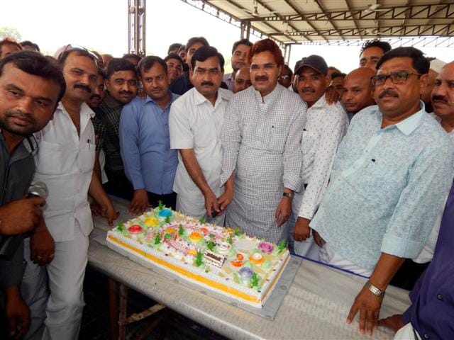 Hathras district was 19 years old , celebrated celebration
