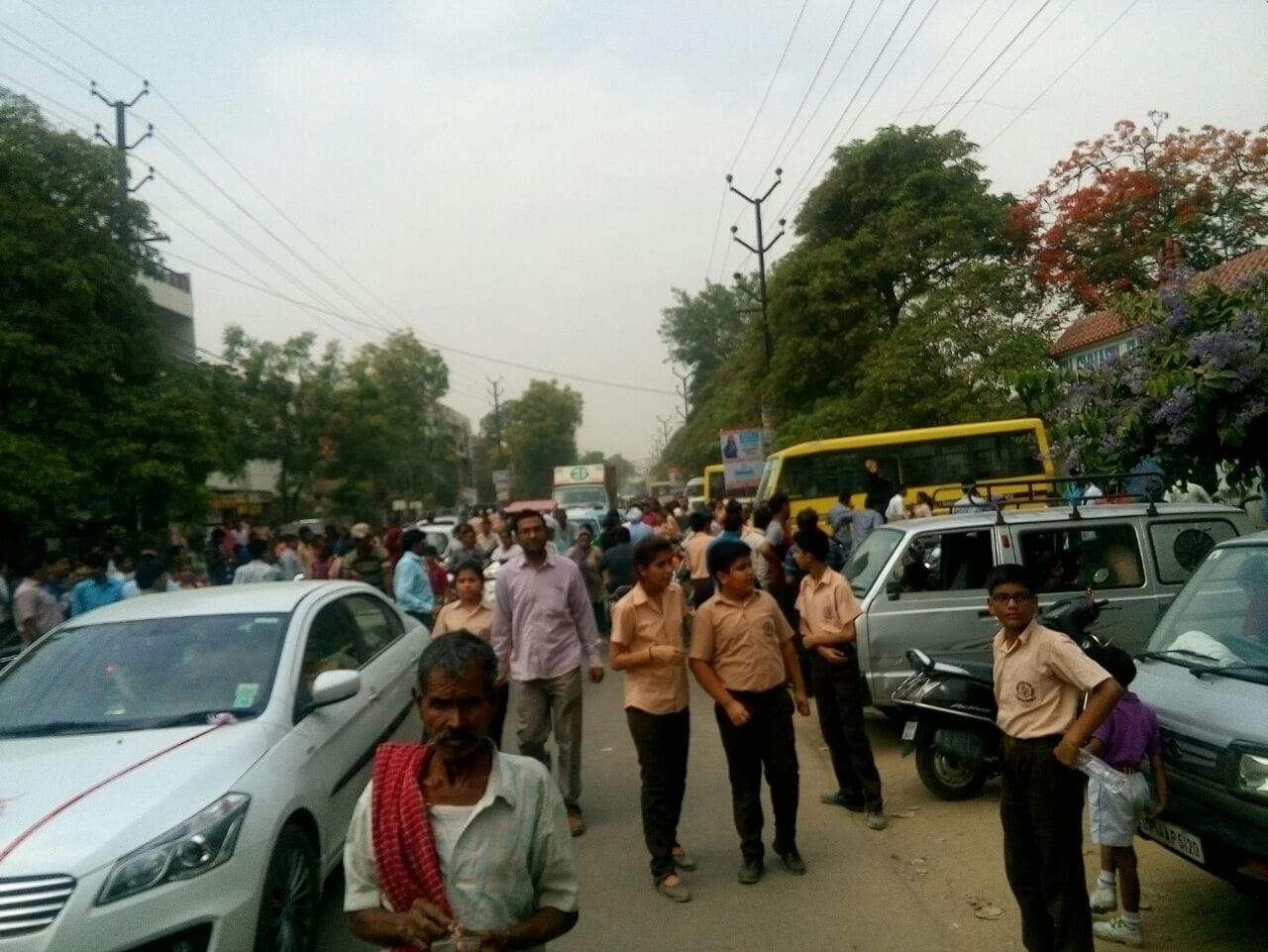 fake bomb call in ghaziabad chhabeel das school