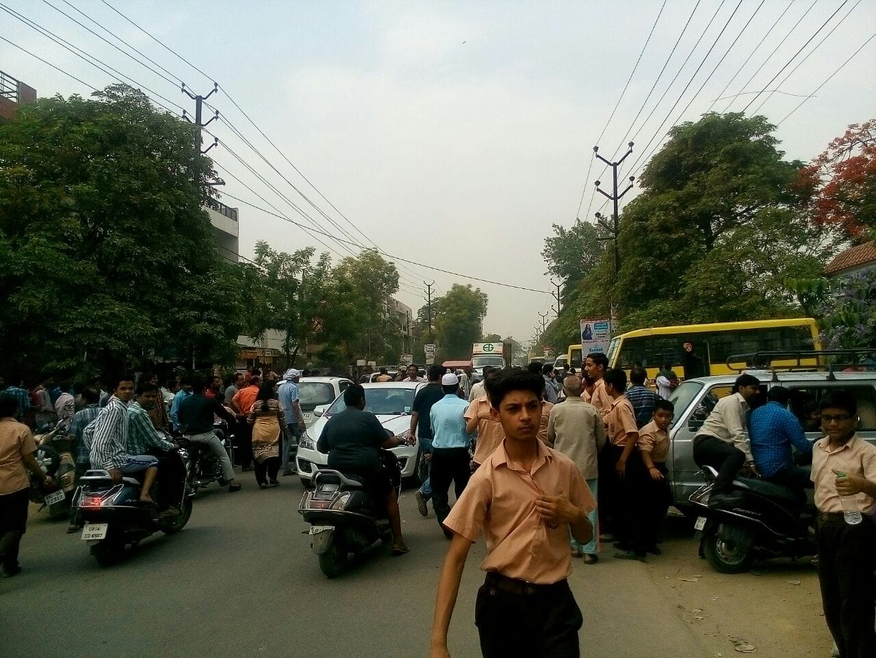 fake bomb call in ghaziabad chhabeel das school