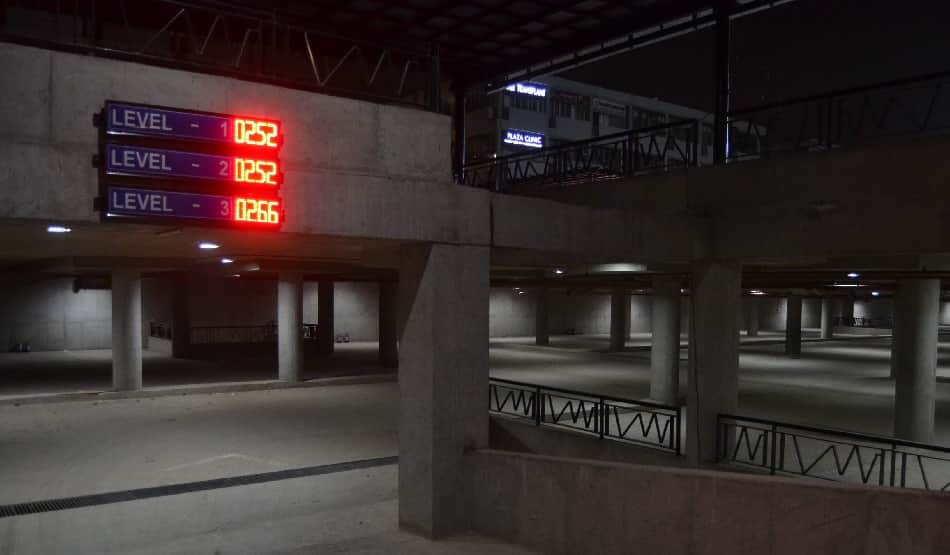 Delhi Transport authority issued order to hike 18 times one time parking fees in Delhi
