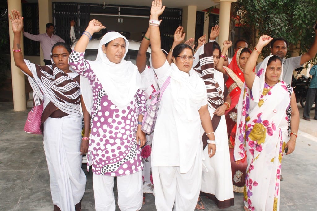 asha workers protest 