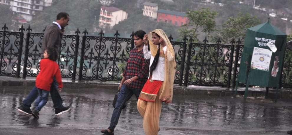 rainfall in shimla, temprature down, live photos.