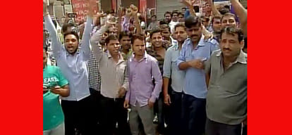 Diesel texi drivers protest continue in delhi ncr.