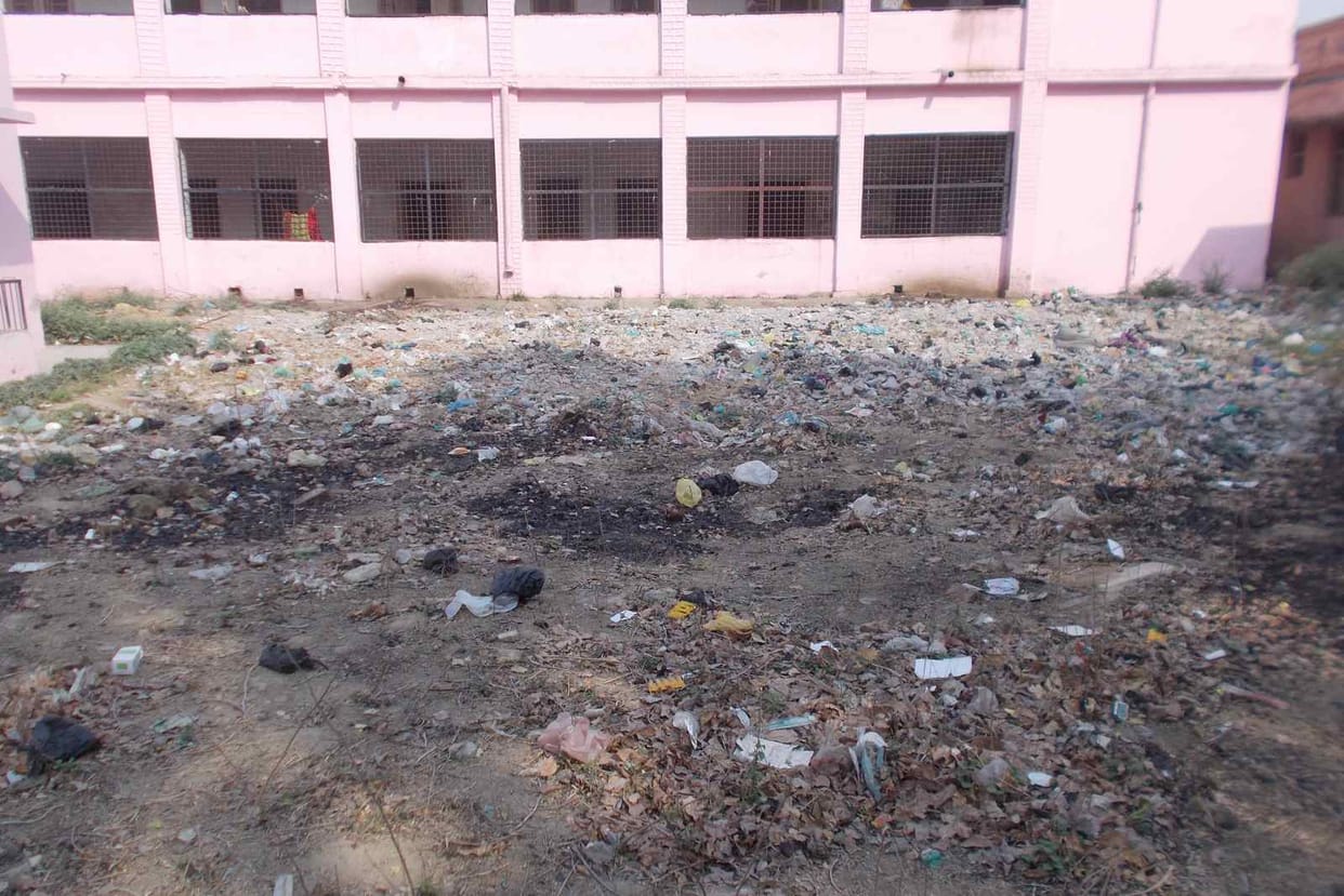 Trash on the streets of hospitals