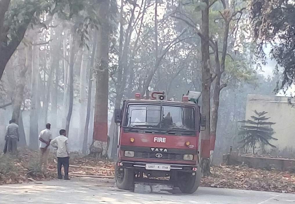 uttarakhand forest fire photo