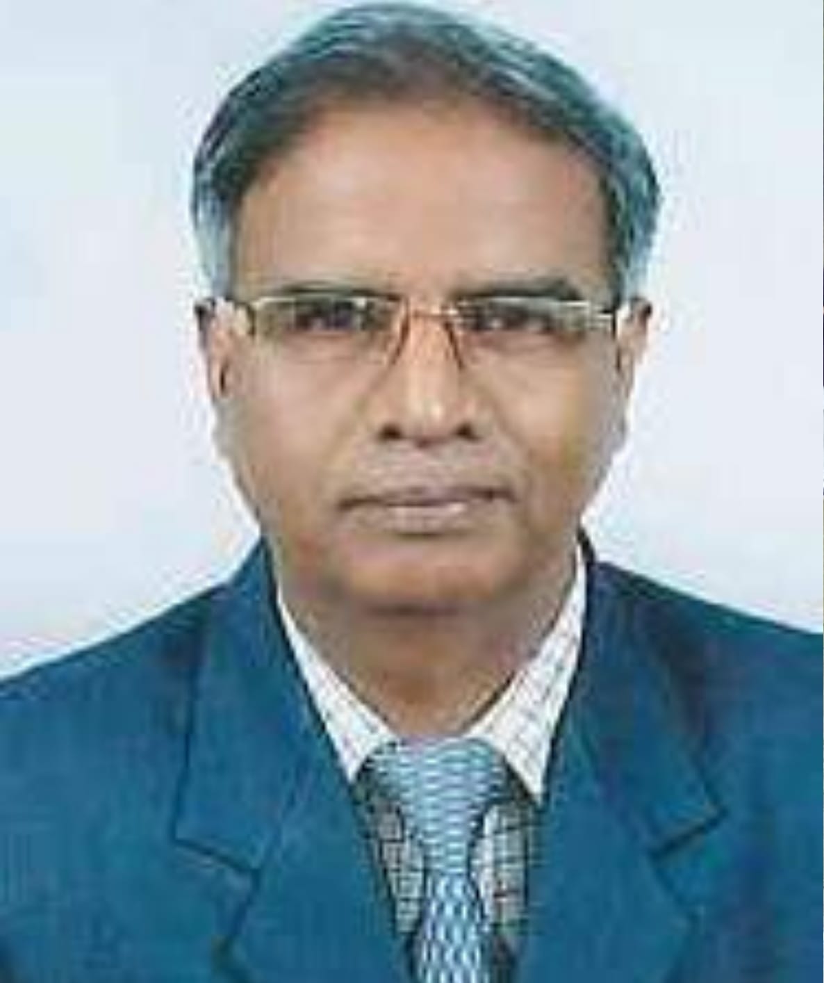 dr. saudan singh new vice chancellor of hnb medical university.