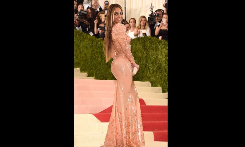 annual met gala 2016 red carpet