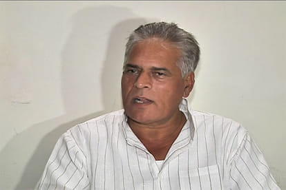 robert vadera, manohar lal khattar, ashok khemka, karan singh dalal, dlf land deal, haryana