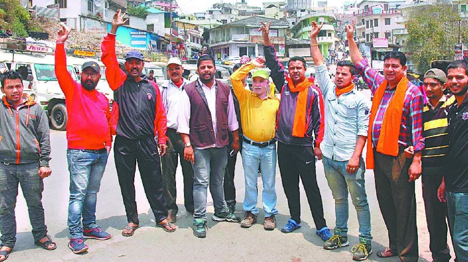 The water crisis demonstrated Hijamn