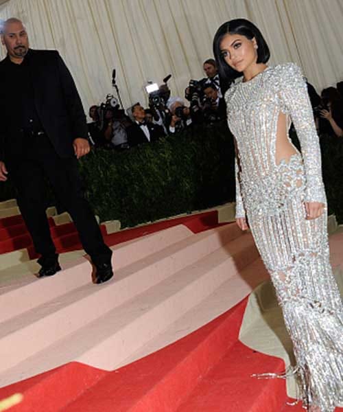 Kylie Jenner's Met gala 2016 gown made her legs bleed