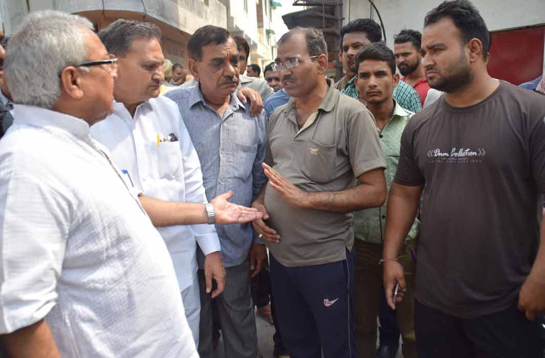 Clash in Meerut Child transmittal Home.