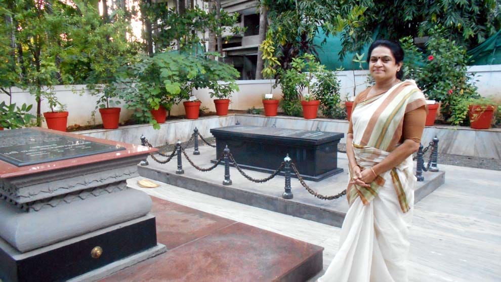 Karunakaran daughter Padmaja venugopal