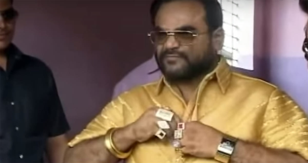 pankaj parakh wears 1.30 crore rupees shirt