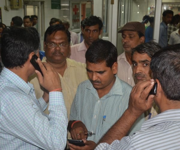 gram panchayat chief assistant jumps from office building