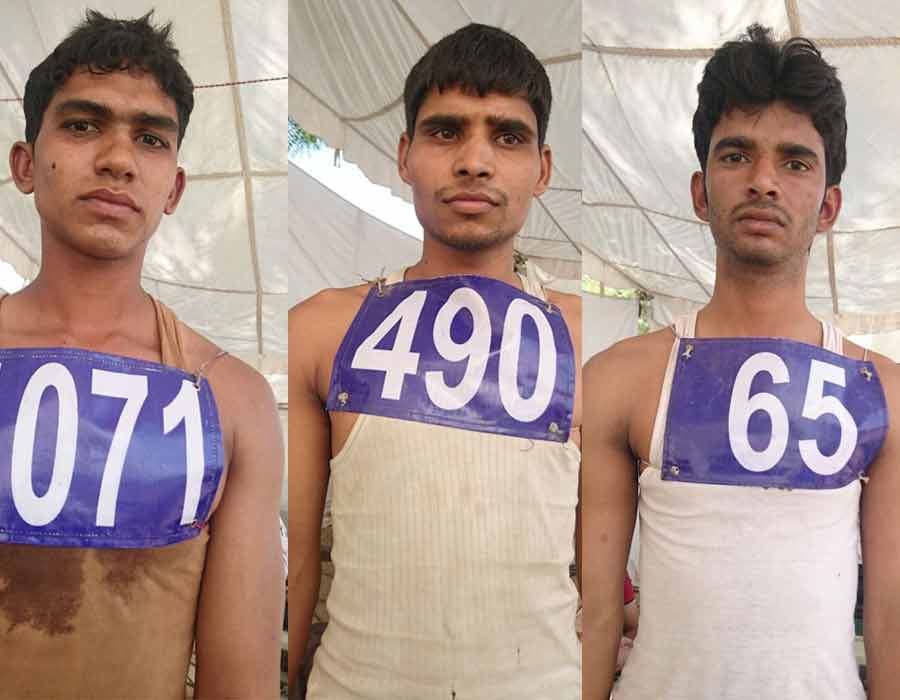 three bogus candidates were arrested in Agra. 