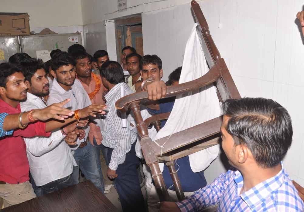 Fake mark sheets creats tension in University.