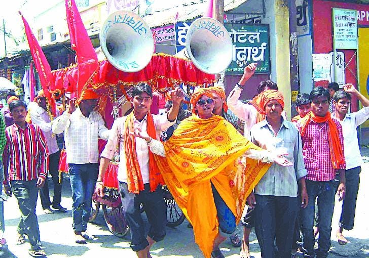 Devotees of Purnagiri
