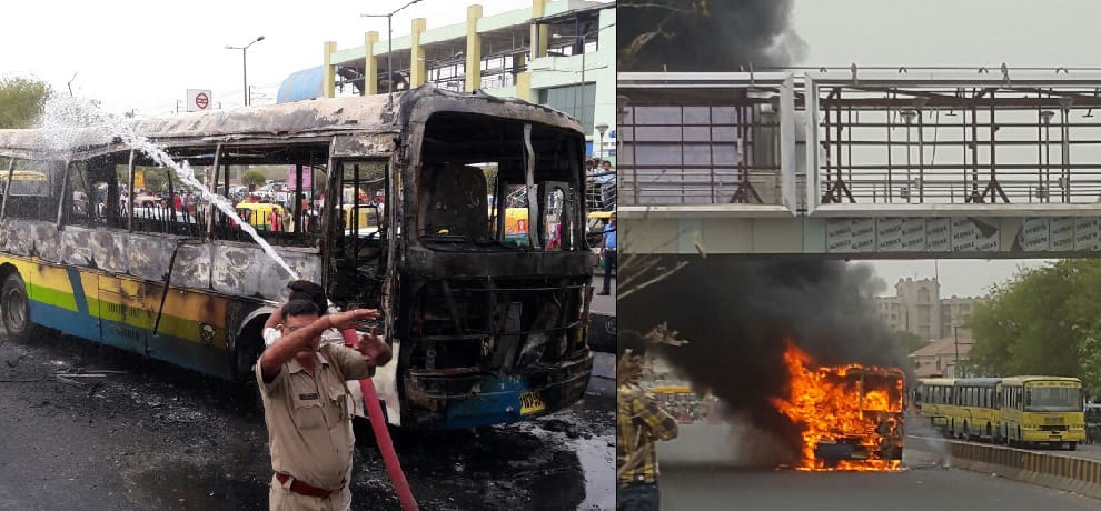 fire in running roadways bus in Noida