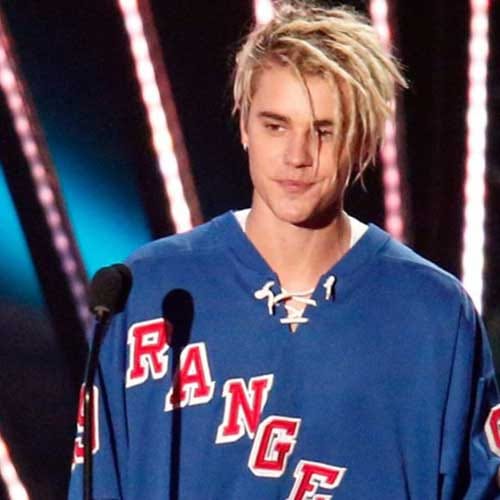 Justin Bieber sued for 100k dollars for breaking phone