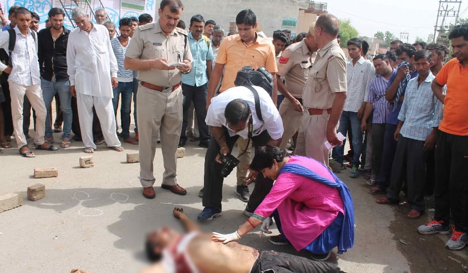 brutal murder of property dealer in rohtak , shot 18 bullets