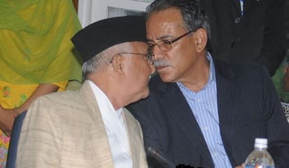 Nepal govt under crises, Maoists gears up to back support