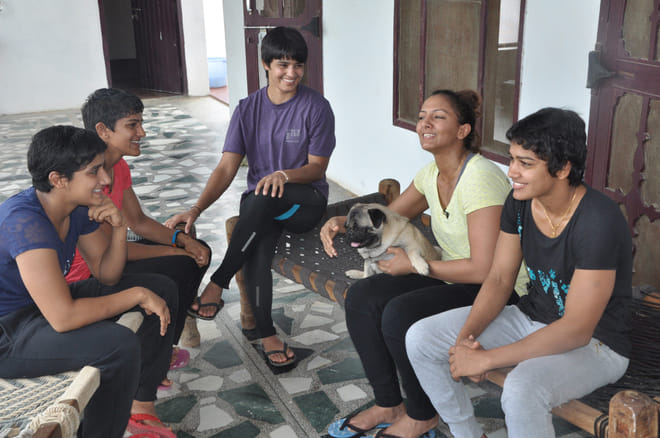 phogat sisters, wrestler phogat sisters, phogat sisters out from rio olympic