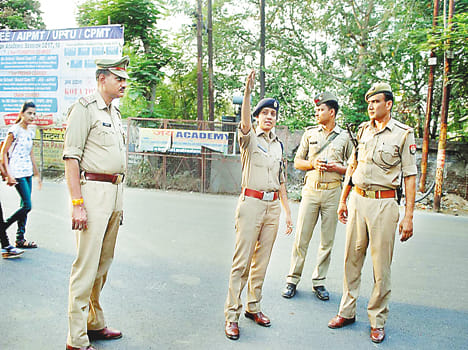 SSP to discover the city on foot , making Hdkp