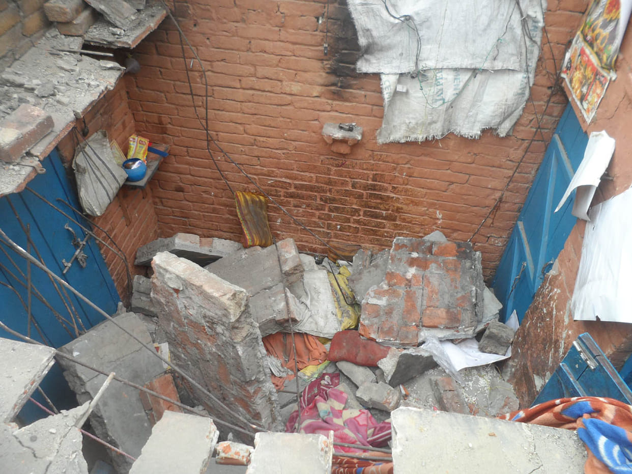  The roof of a house collapsed in Rudrapur, nine injured