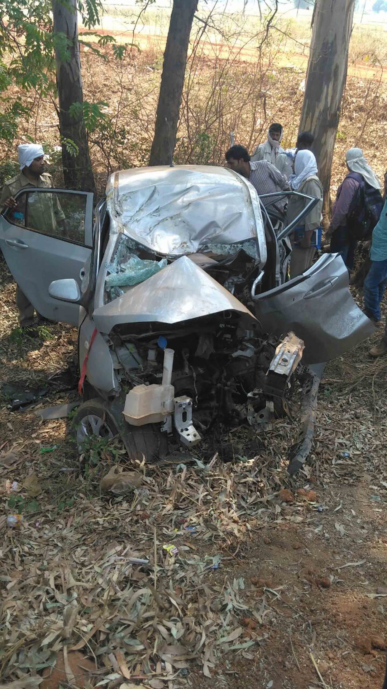 Two people killed in road accidents in mirzapur