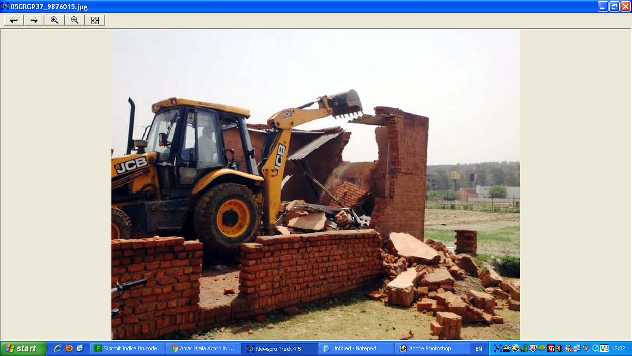illegal construction demolished in bhodsi 