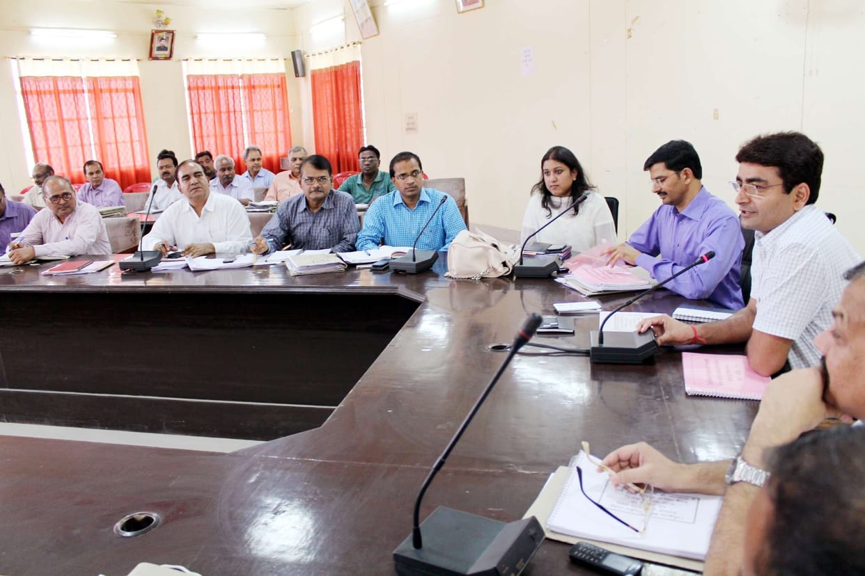 DM expressed displeasure at the unfinished tasks