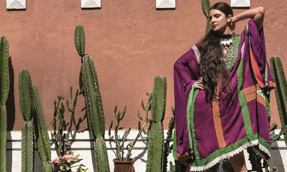 anushka sharma poses for vogue magazine