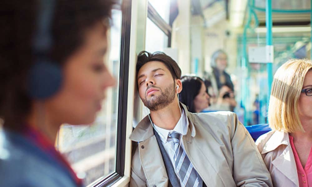 habits damaging your sleep everyday in india
