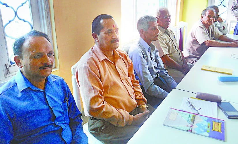 Former paramilitary Conference