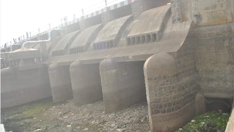 one lakh kyushik water release fron hathini kund baraze, karnal