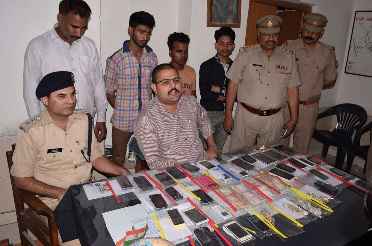 GRP caught train robbers