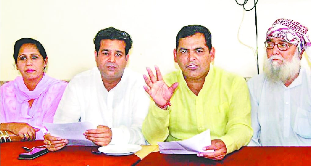 municipal board becomes the place of robbery rudrapur