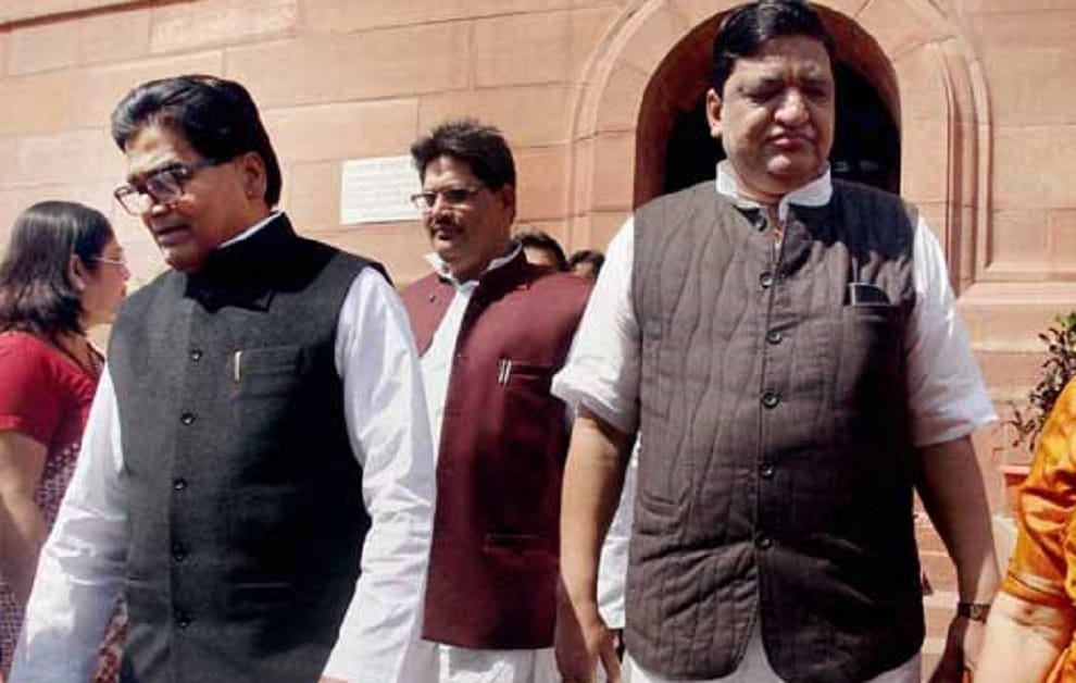SP walkout from Rajyasabha on water train issue