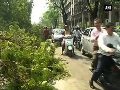 Pre-monsoon showers disrupt life in Hyderabad
