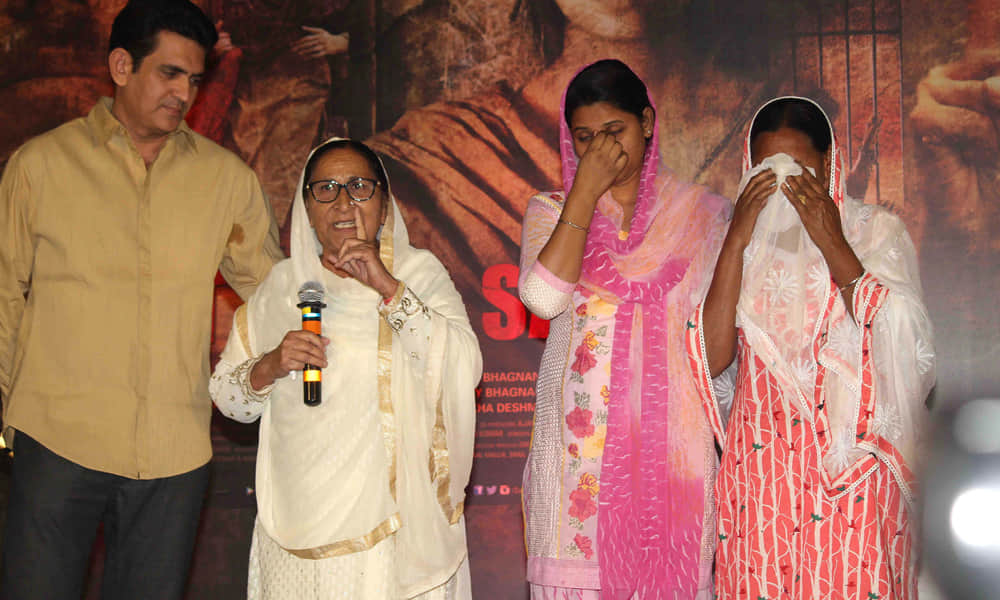Aishwarya rai, Randeep hooda, Richa Pay Tribute To Sarabjit Singh On His Third Death Anniversary
