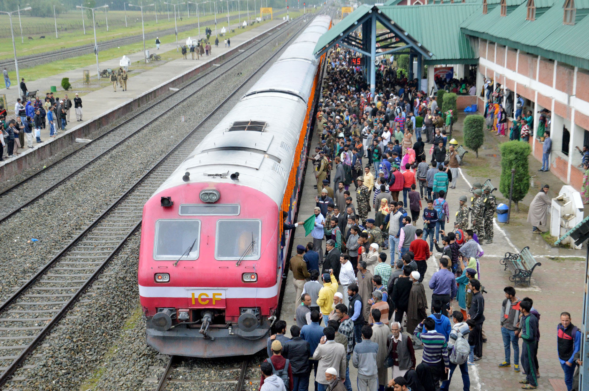 4 new train for kashmir valley