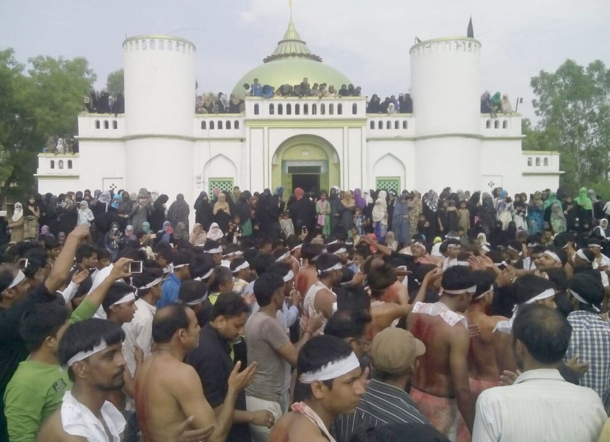 procession pulled by Shia 