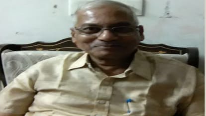 retired railway officer fell down dead 