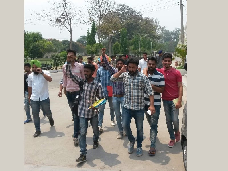 Mahindera college students, the movement demands met, Patiala