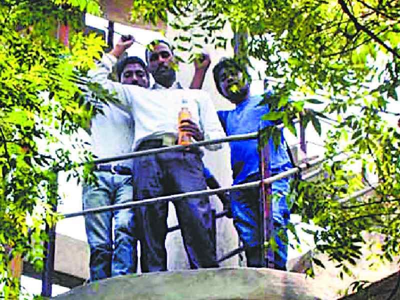 safai sewak, water tank, protest, faridkot