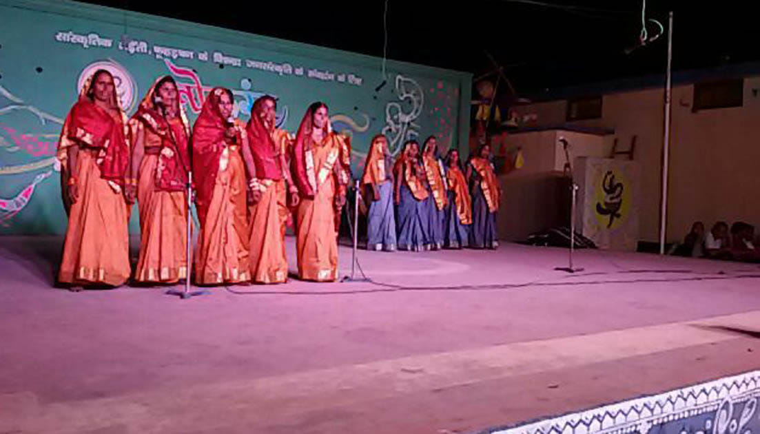   Opened the ninth with Kajree Lokrng