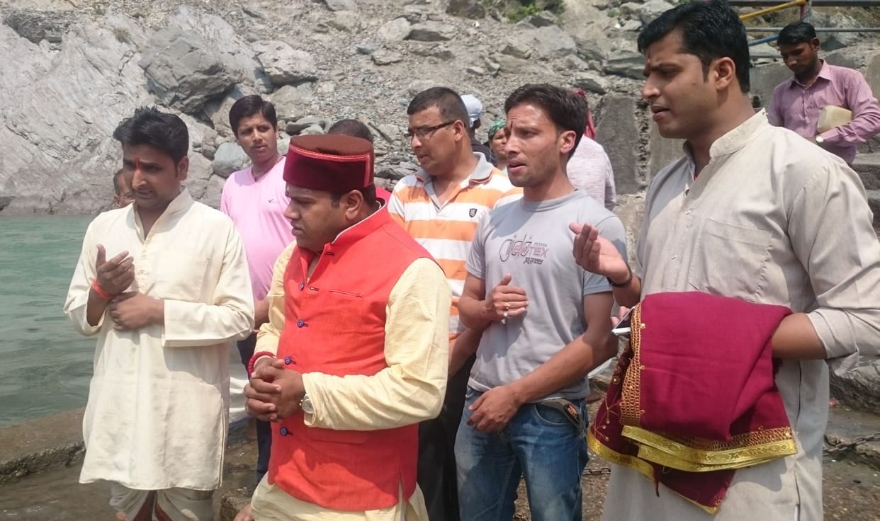 Pooja Rawal Ganga at Devprayag to Badrinath