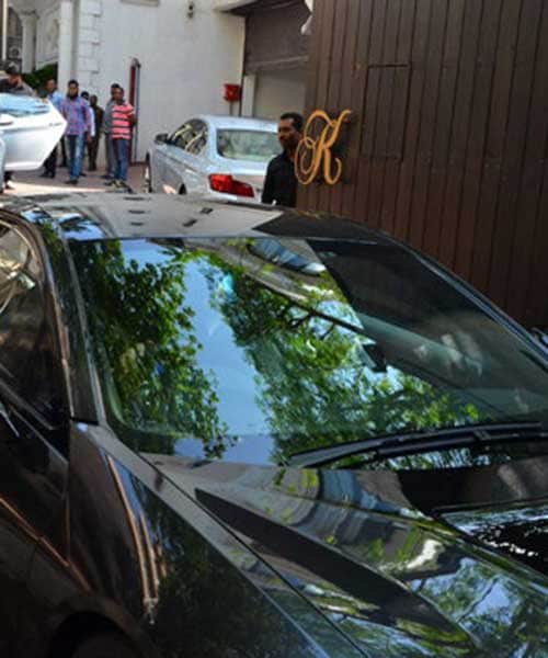 Shilpa Shetty in her new expensive BMWi8 car