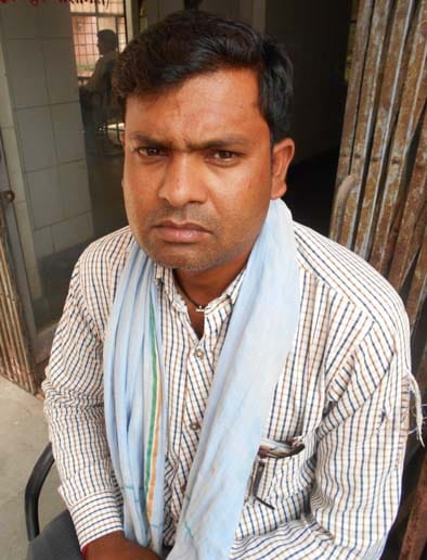Head teacher Dhuna Son