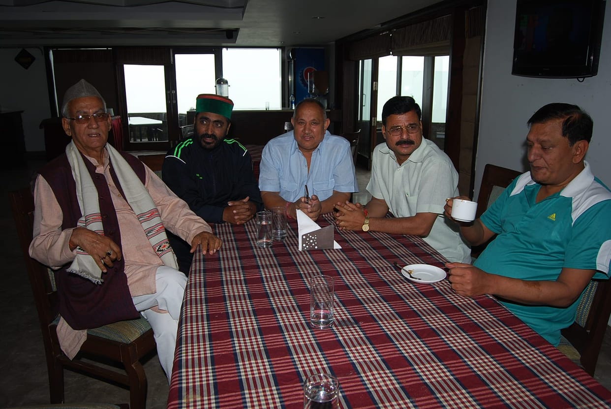 naithani says, bjp trying to break PDF unity.